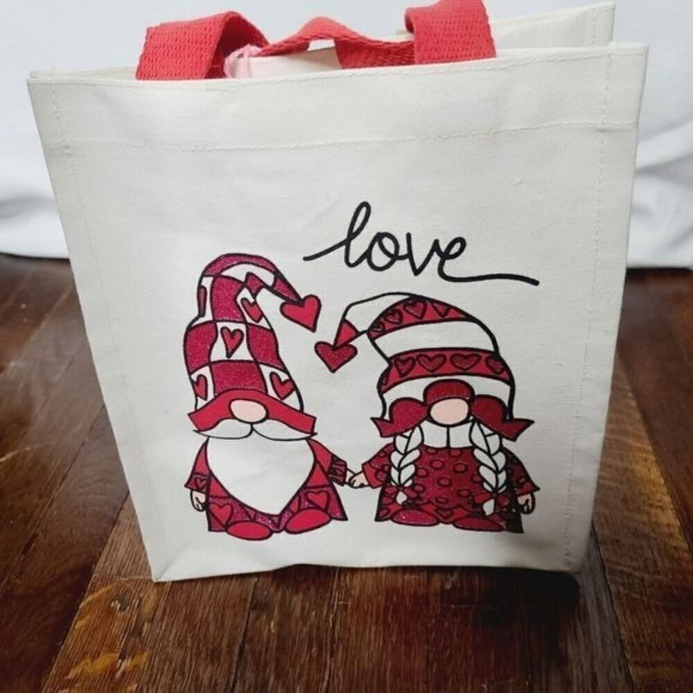 NWT Valentine's Day Heart Gnome Reusable Tote Bag
